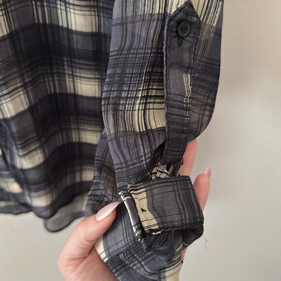 Band of Gypsies Womens Sheer Button Down Blouse Size Medium Dark Plaid Boho - Picture 7 of 8